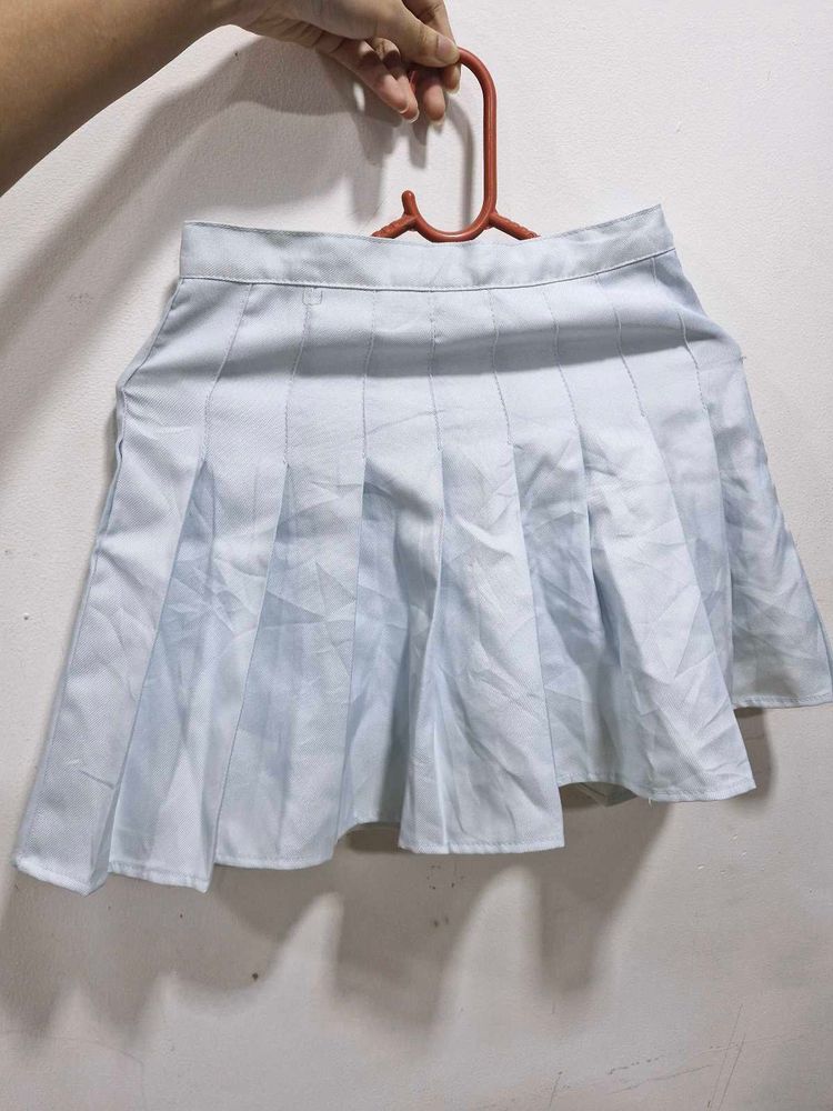 Forever21 pleated Aline skirt with shorts