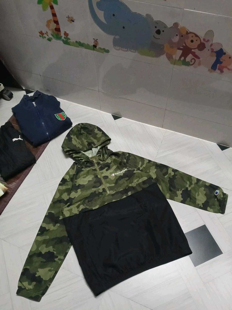 Champion Camo Windbreaker (Active jacket)