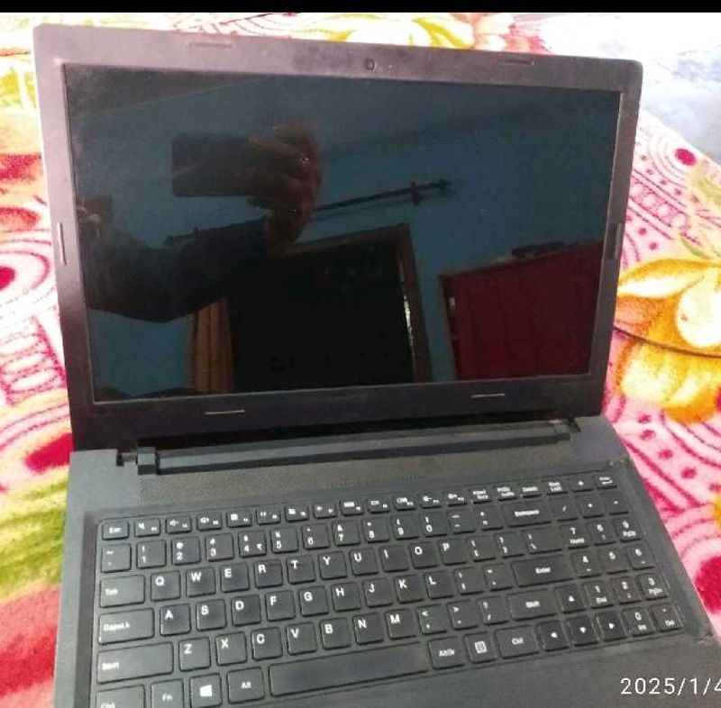 Working Lenovo Laptop (Need To Change Battery)