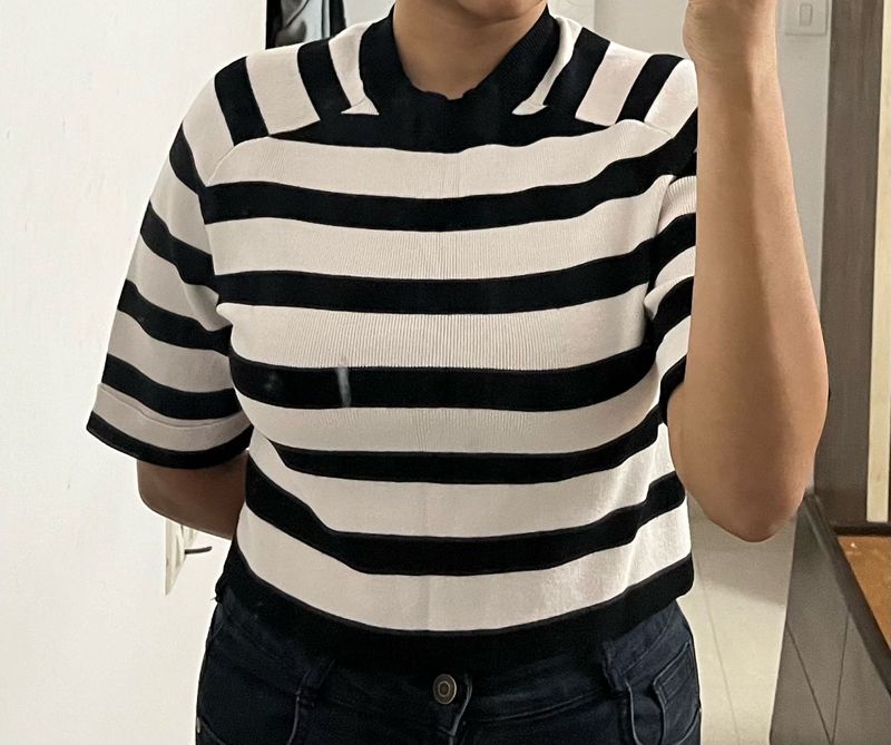 Black And White Crop Top