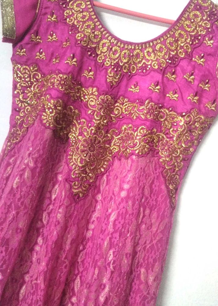 Elegant Pink Embroidered dress🌷