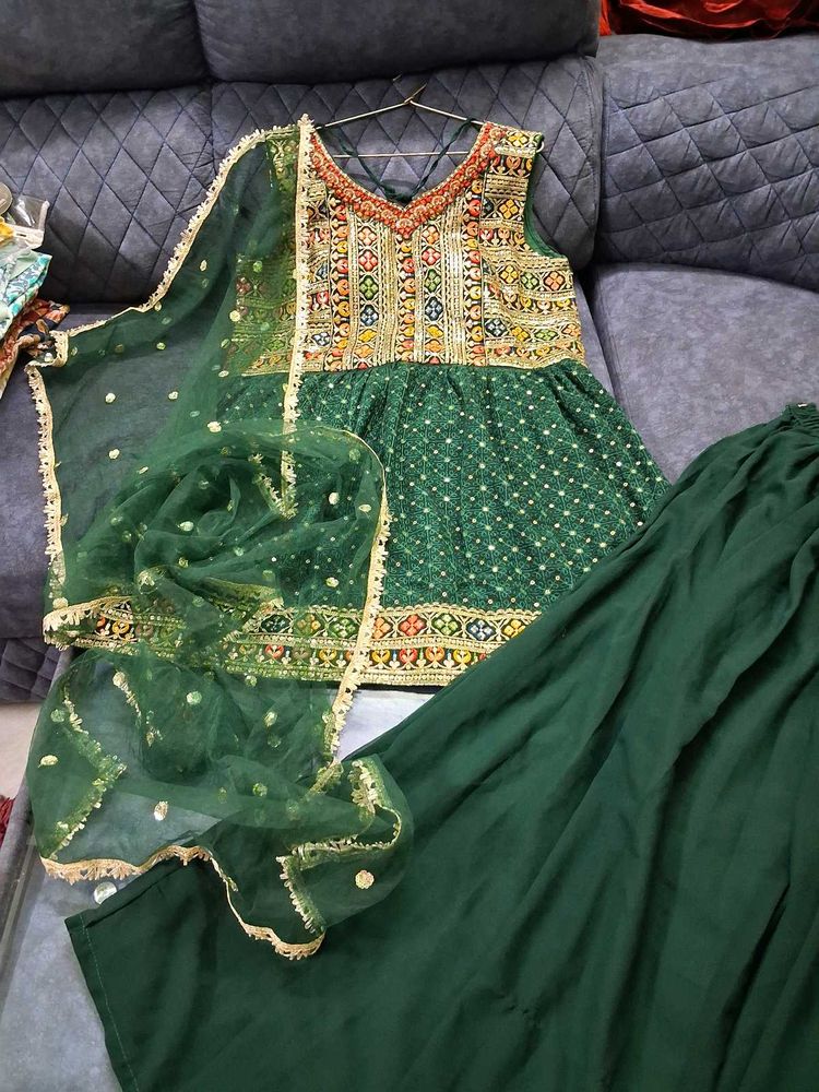 Green Embroidered Kurta Set