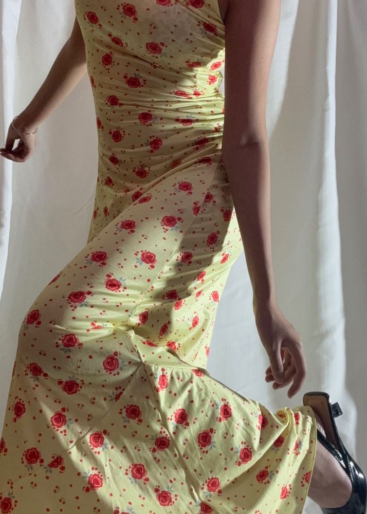 NEWME Floral Bodycon Dress