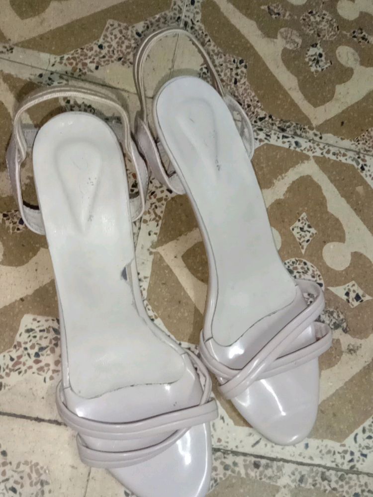 Heels 👠