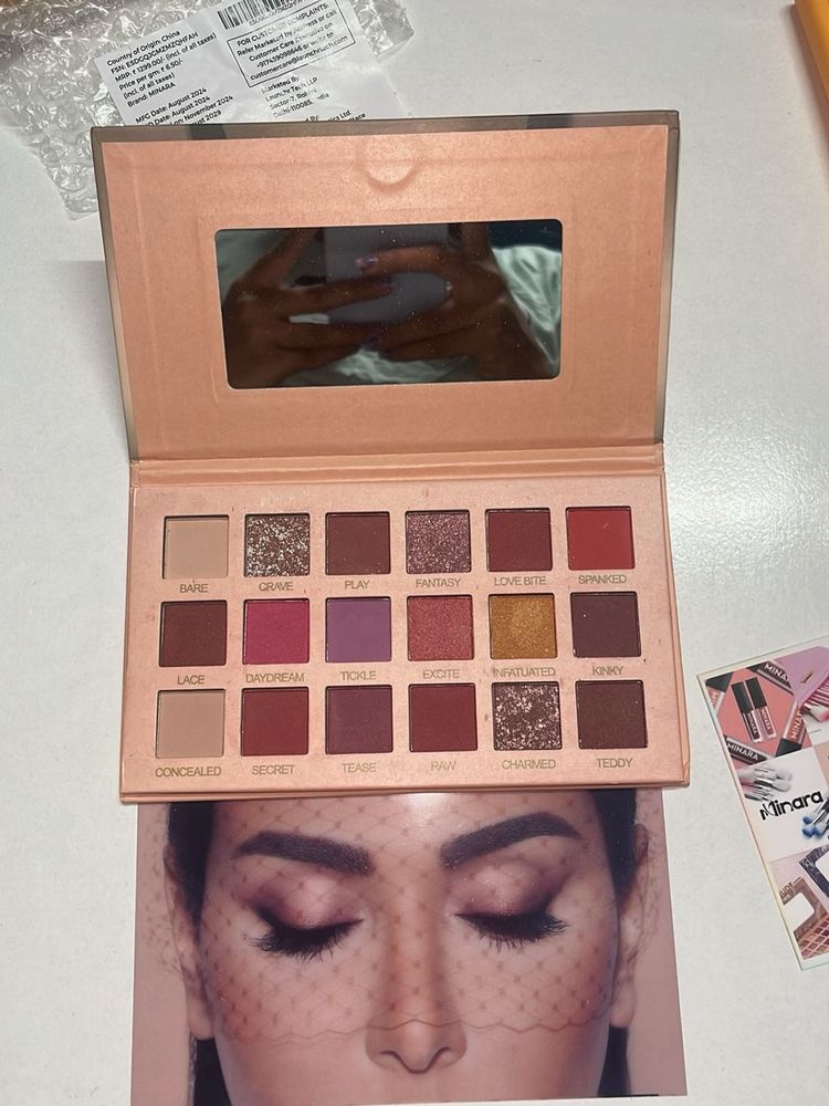 Eyeshadow Palette Makeup Party