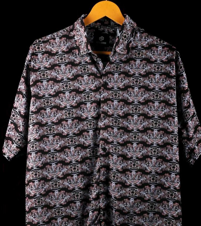 H&amp;M Like Aesthetic Tiger Waka Oversized Shirt