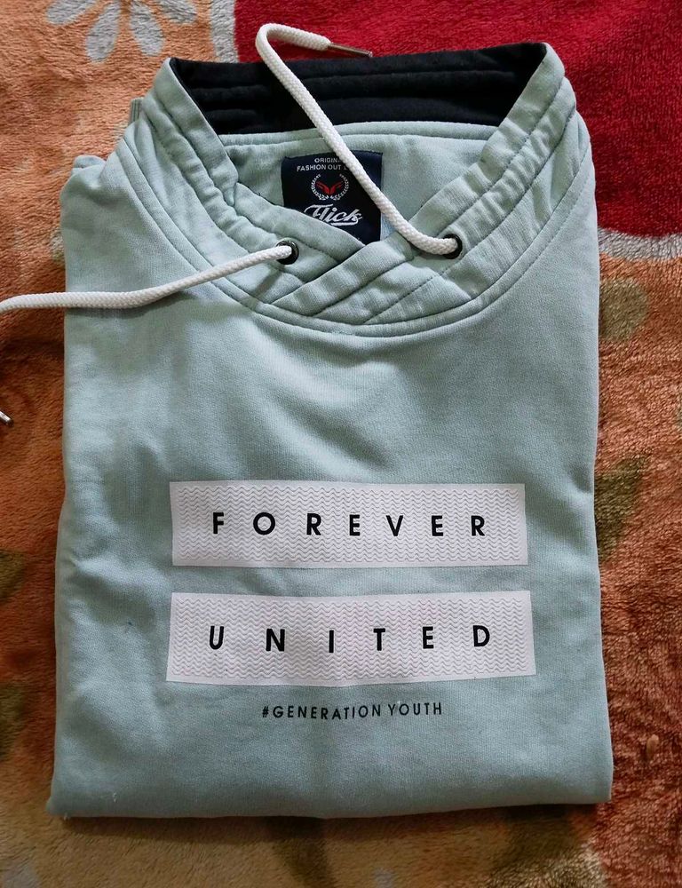Stylish 'Forever United' Hoodie