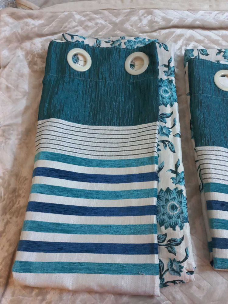 Curtains...pack Of 2