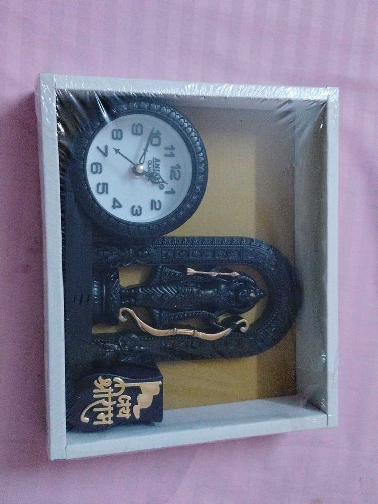 Aadiyogi Table Clock