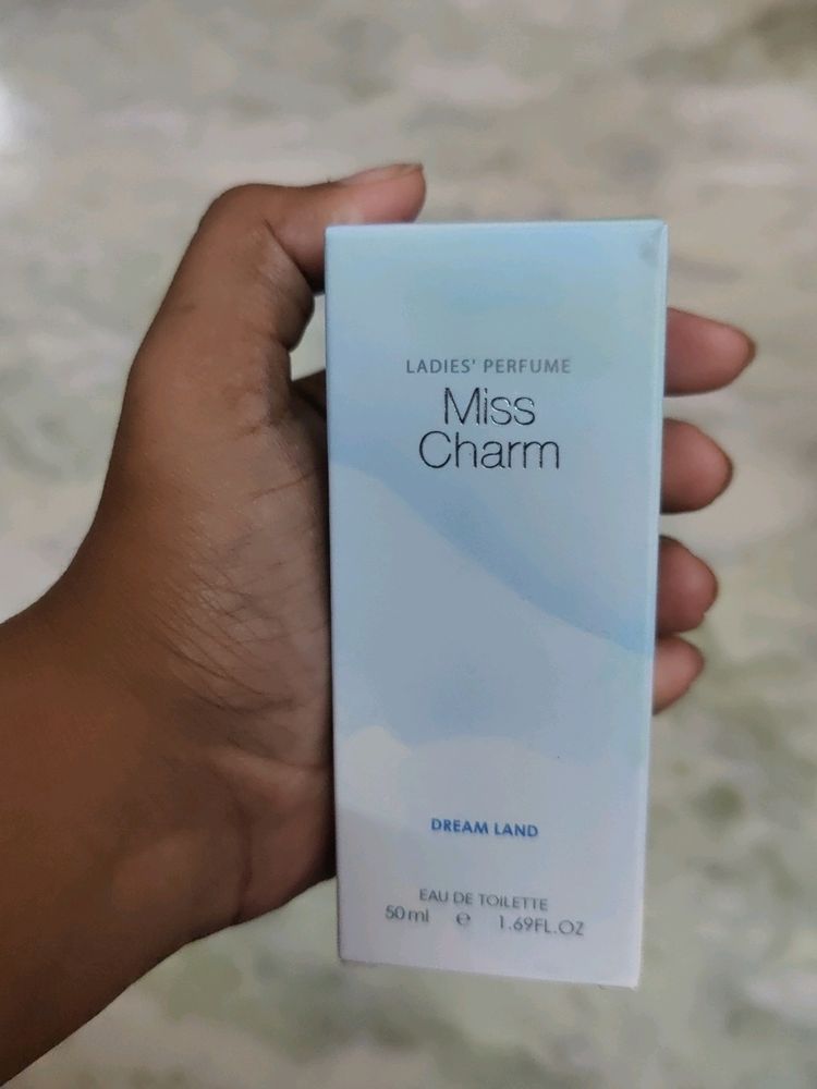 Miss Charm Dream Land Miniso