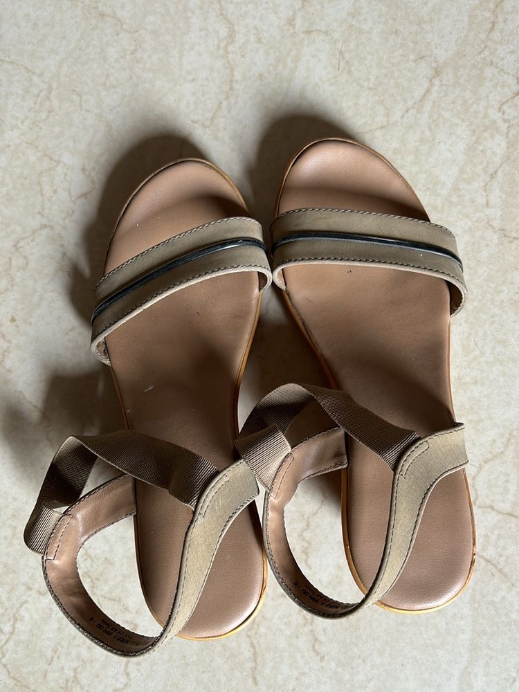 Bata Sandal