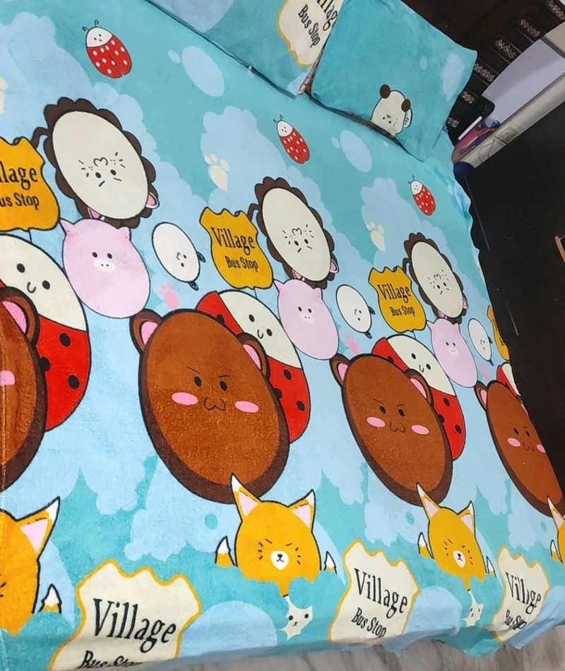 Multi Printed Winter 5Ft Bedsheet With 2 Pillow
