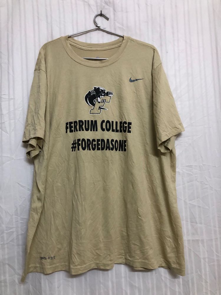 Nike Short Sleeve T Shirt