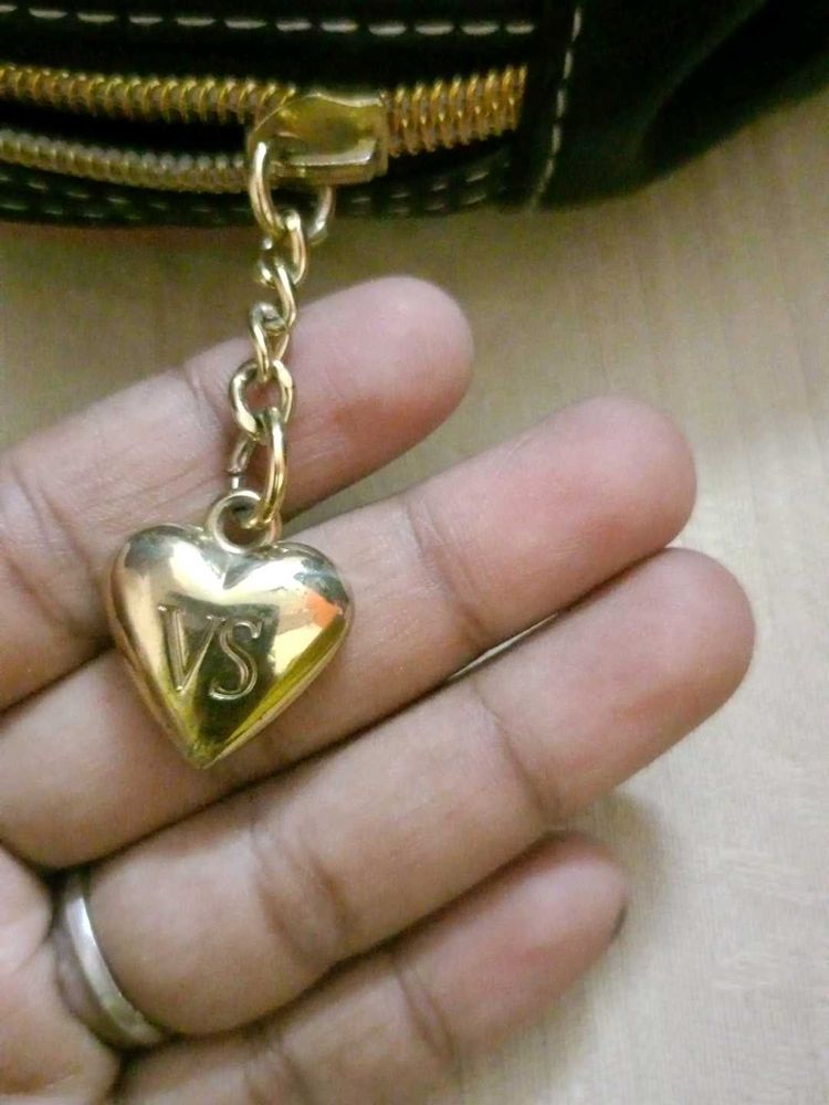 VS Gold Heart Charm