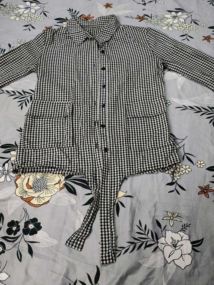 Gingham Tie-Front Top