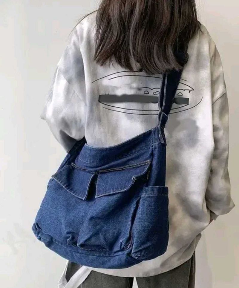 Stylish Denim Sling Bag with Pockets