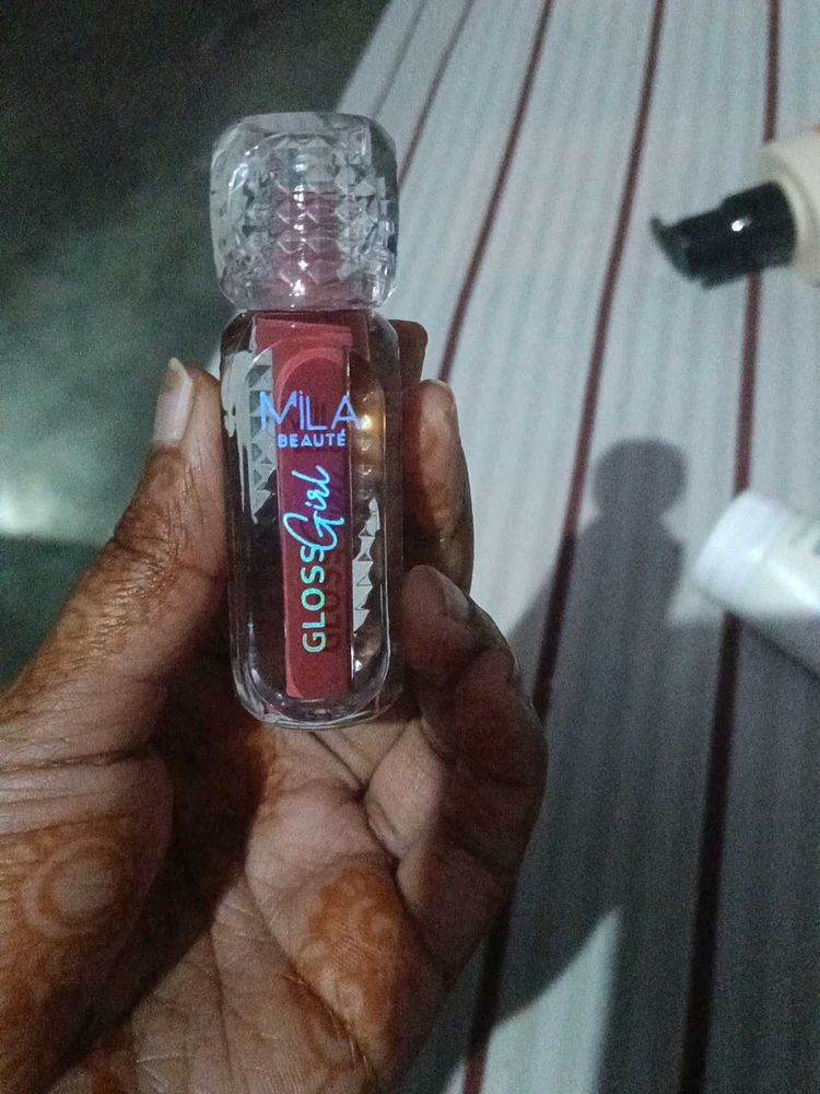 MILA BEAUTE Gloss Girl