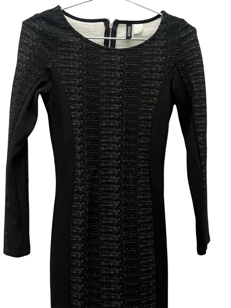 H&amp;M Black Textured Dress (size -32 )