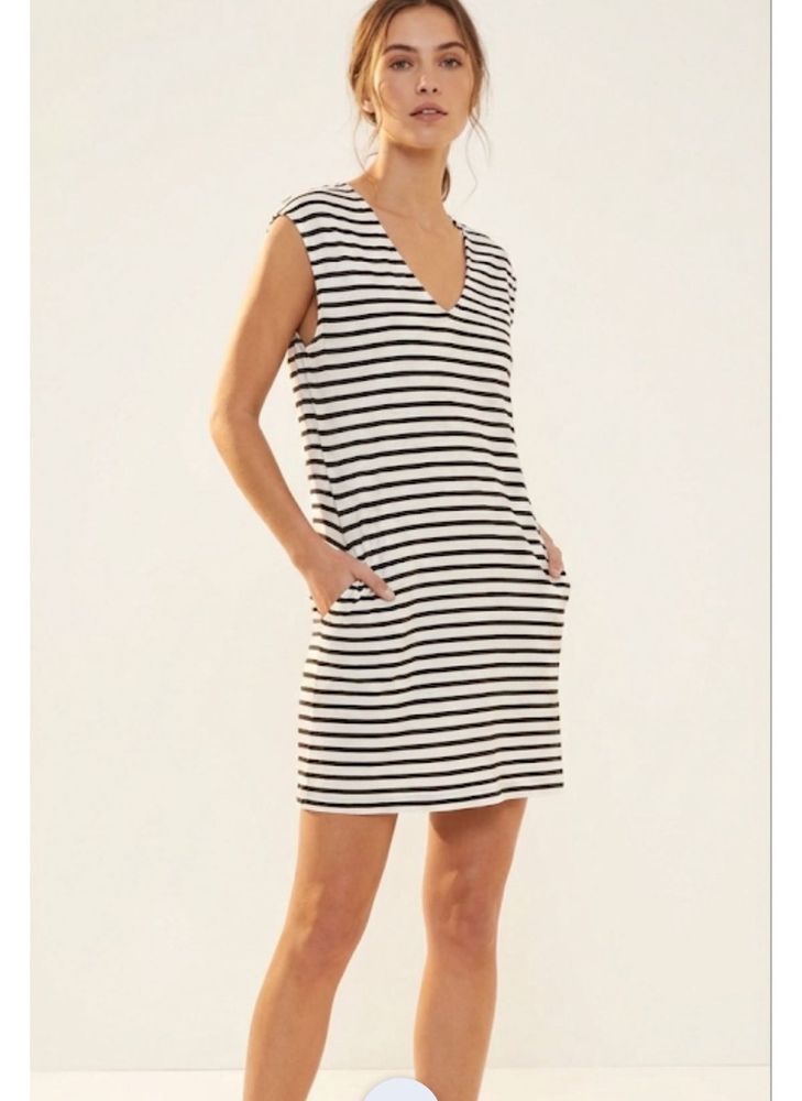 H&amp;M Striped  Mini Dress With Pockets And Slit