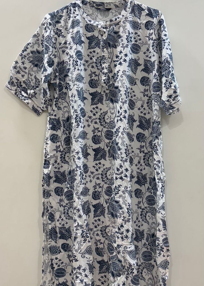 White &amp; Blue Floral Print Kurti