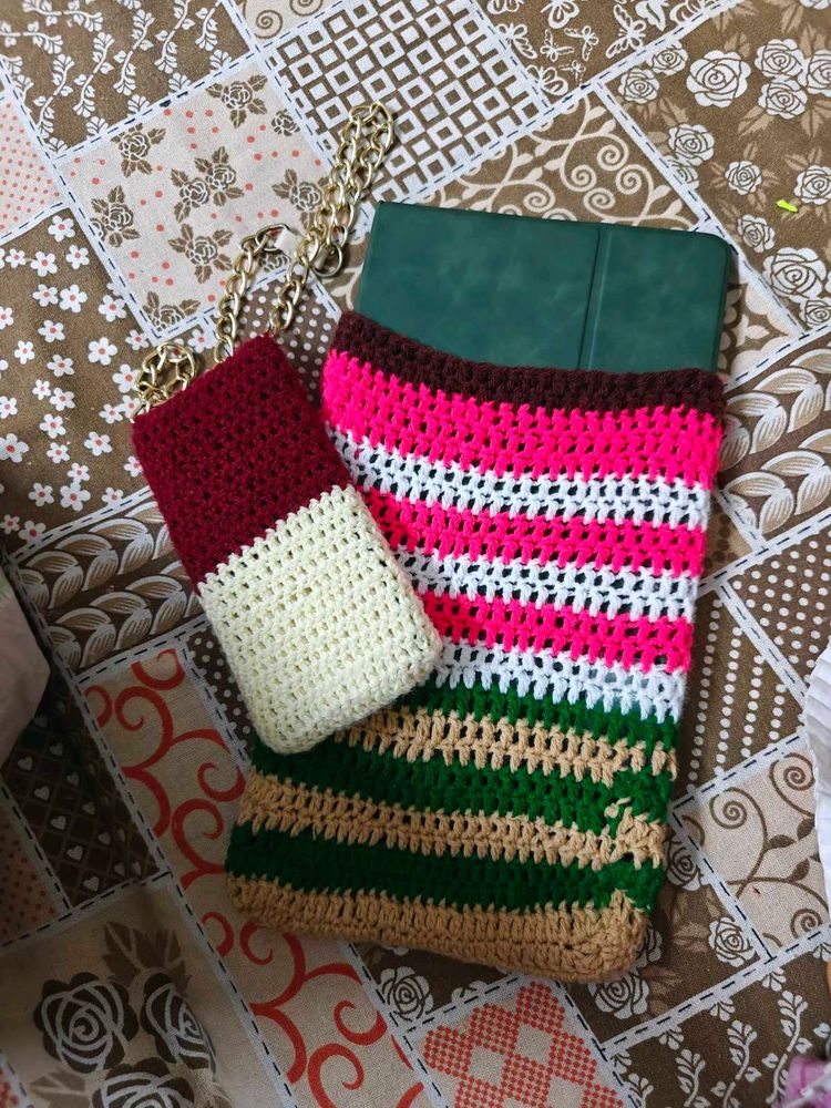Crochet Tablet Case with Pouch