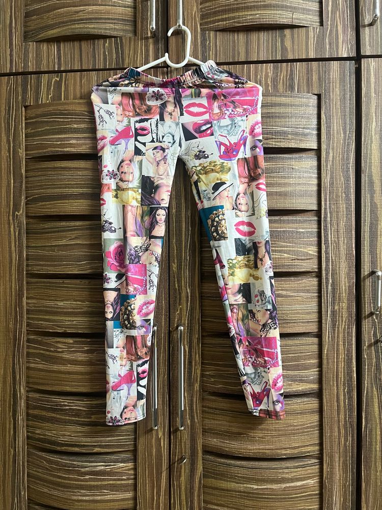 GRAPHIC PRINTED LEGGINGS