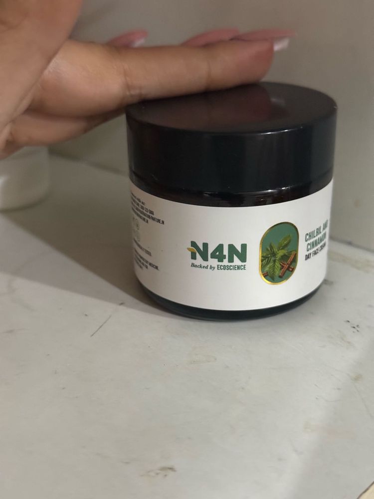 N4N Chile and Cinnamon Face Cream