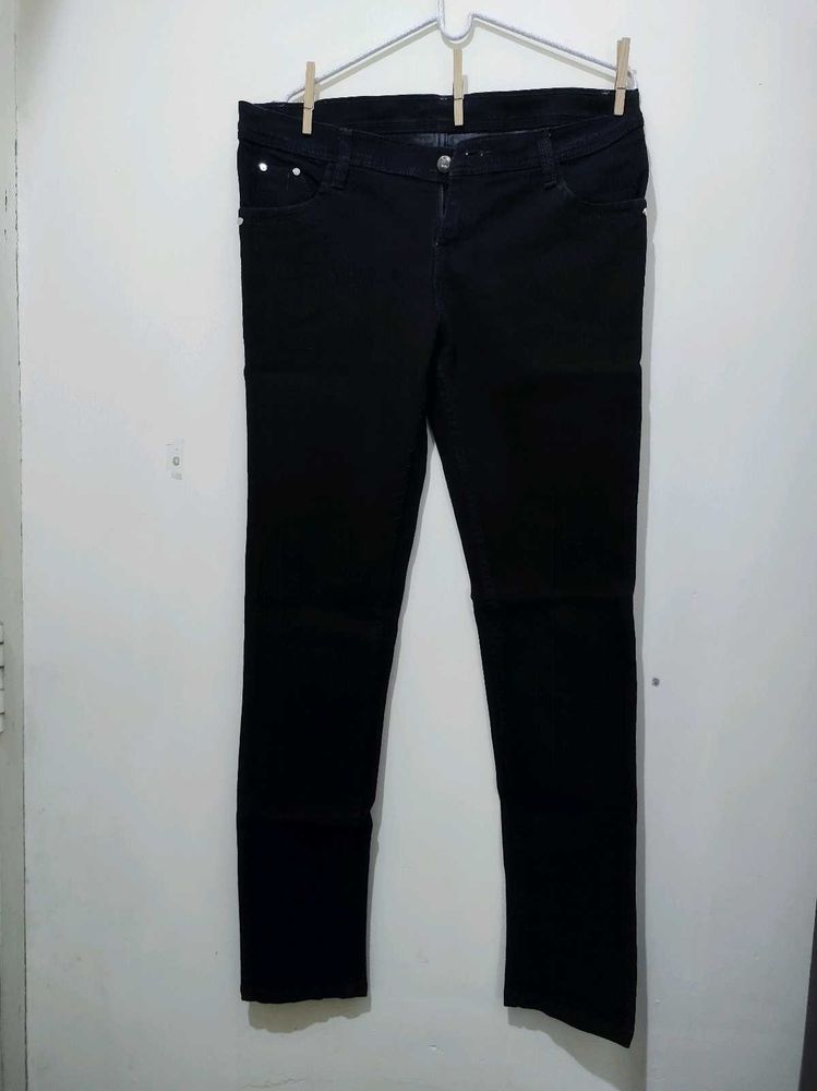 Coaster Pencil Tapered Skinny Fit Black Denim Jean