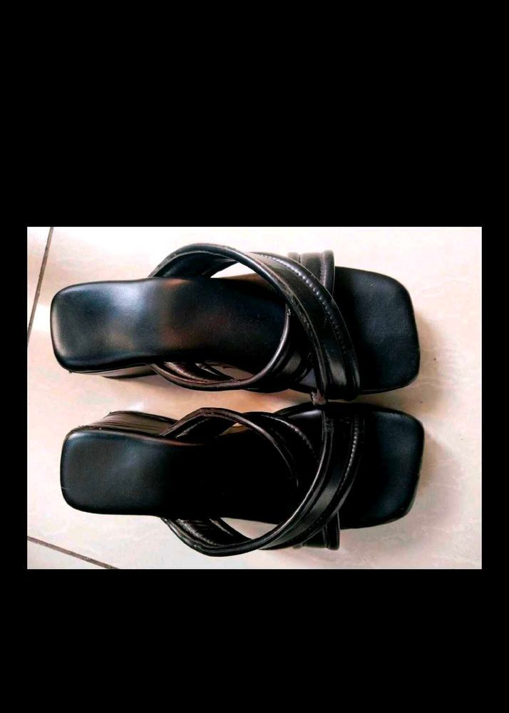 Black Wedges
