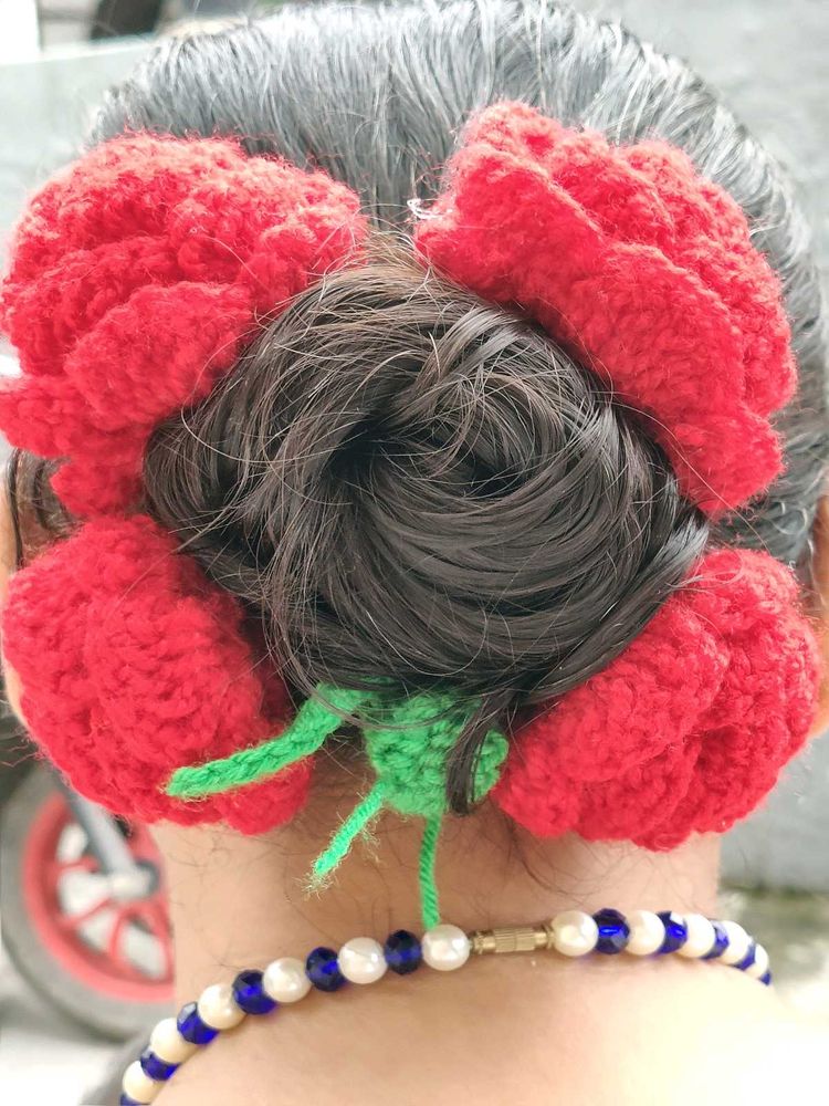 Red Rose Hair Accessory