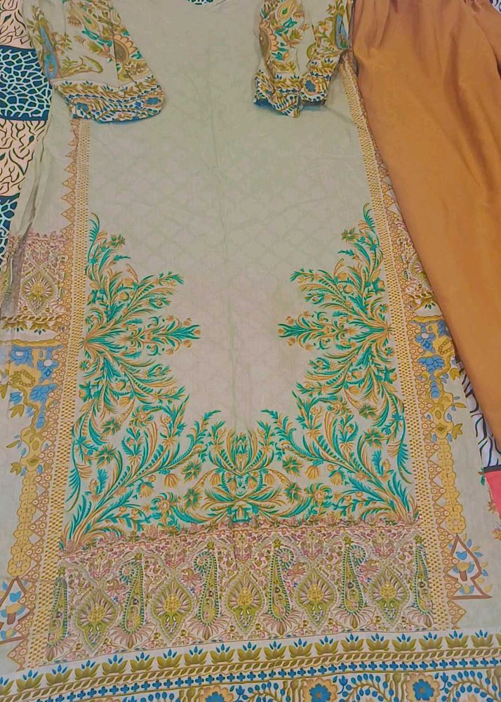 Daily wear Pakistani 3 pc suit