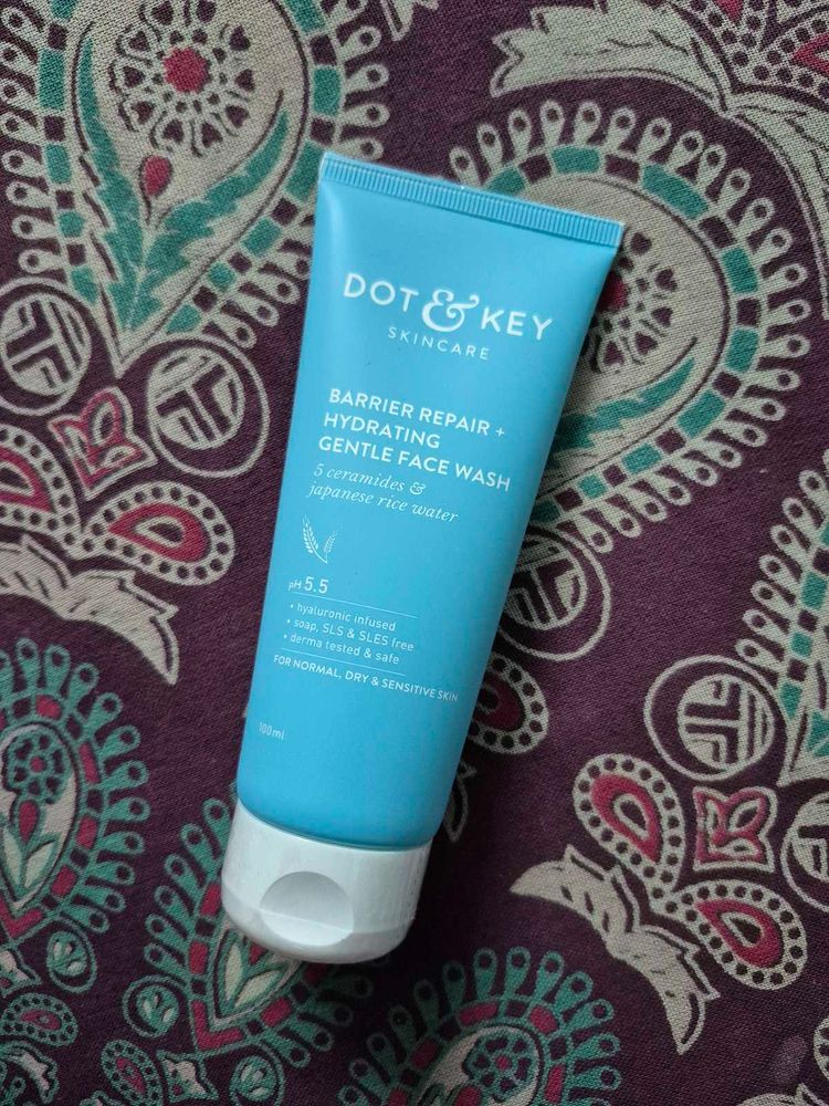 Dot and Key Barrier Repair Gentle Face Wash