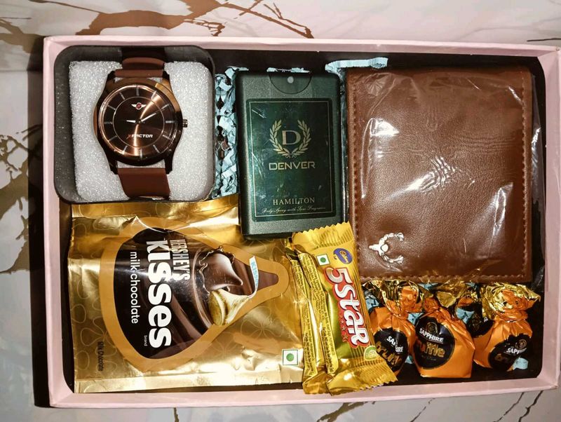 Gift Set For Mens : Watch, Wallet &amp; More