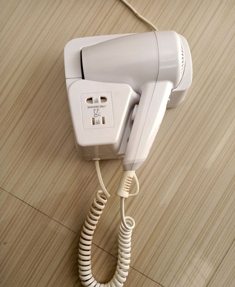 Professional 1200 Watts Wall Mounted Hair Dryer, White