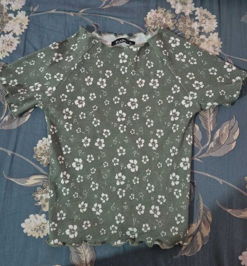 Floral Green Top
