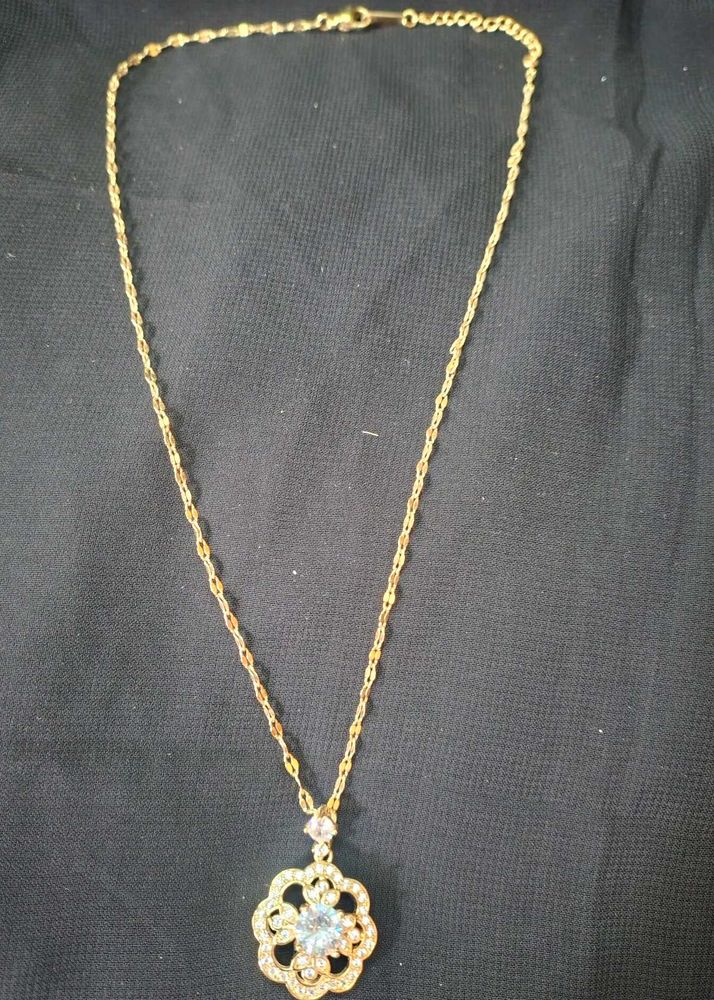 Chain With Pendant