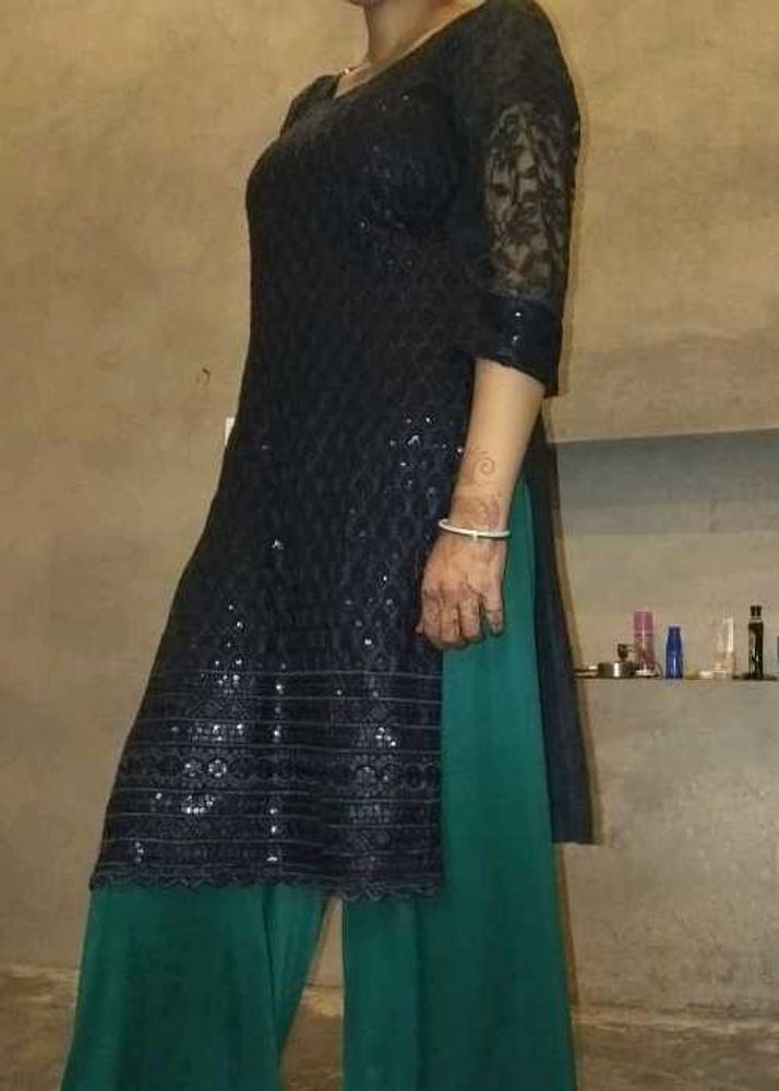 Elegant Black Kurti With Leggy