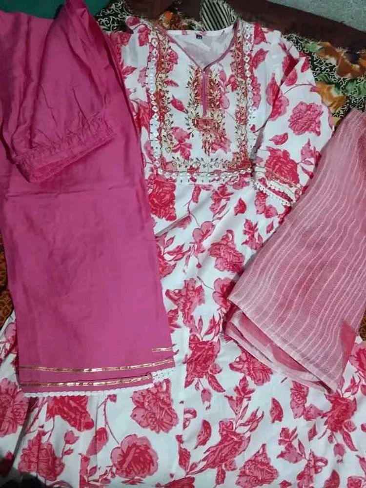 Anarkali Kurta Set, Size XL