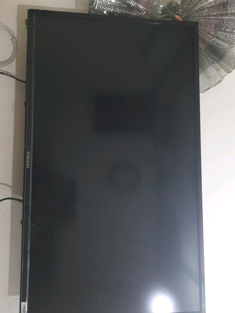 Smart TV,    Not Android