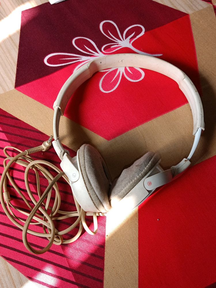 SONY earphone wired