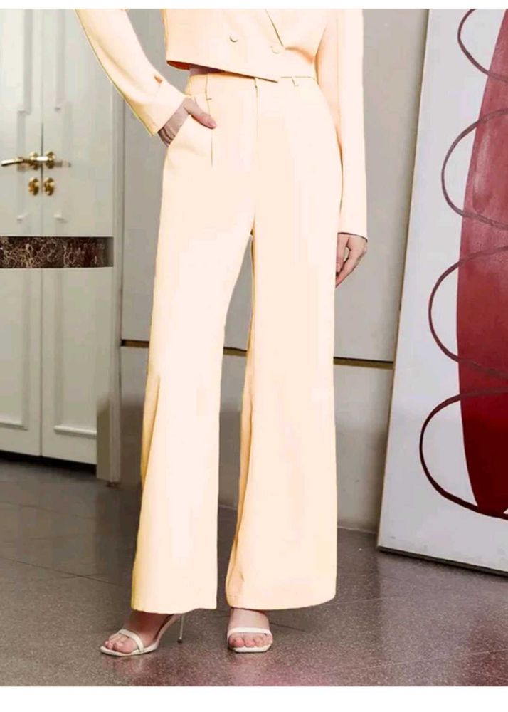 Beautiful Pants In Beige Color Offer Price🥳⚠️