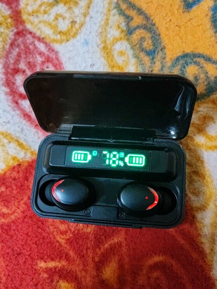 TWS EARBUDS NEW Buds Case Is Powerbank Also