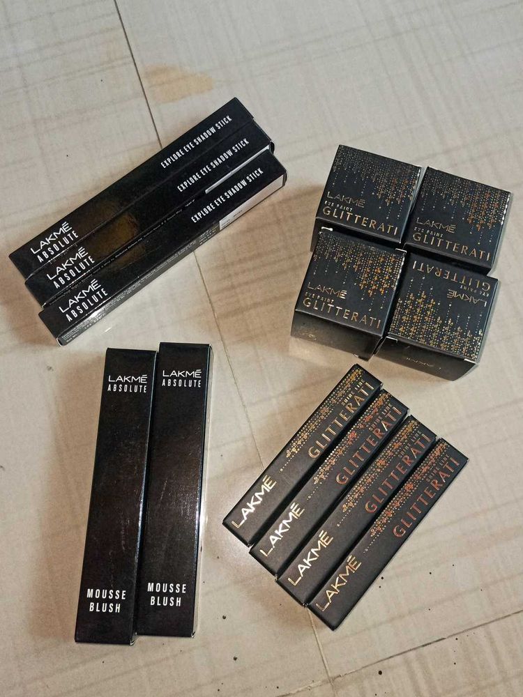 Lakme Glitterati Makeup Range