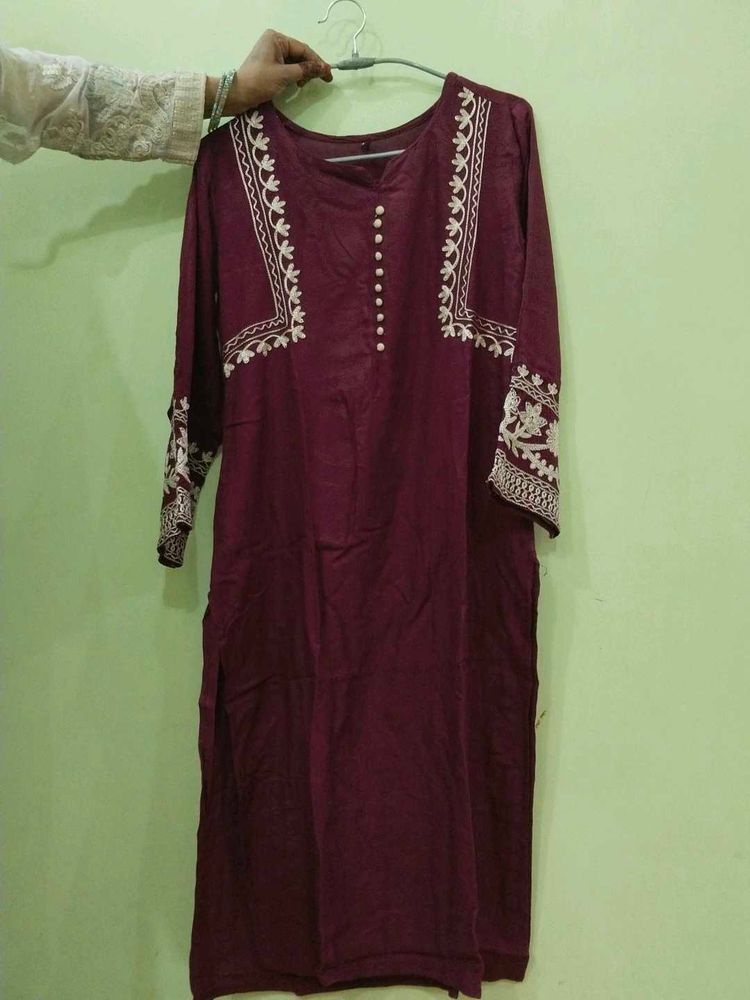 Beautiful Straight Kurti
