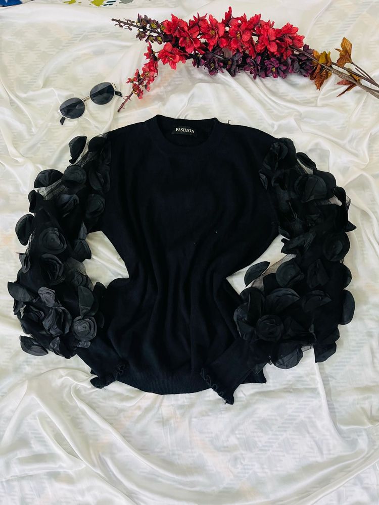 Floral Sleeve Knit Top
