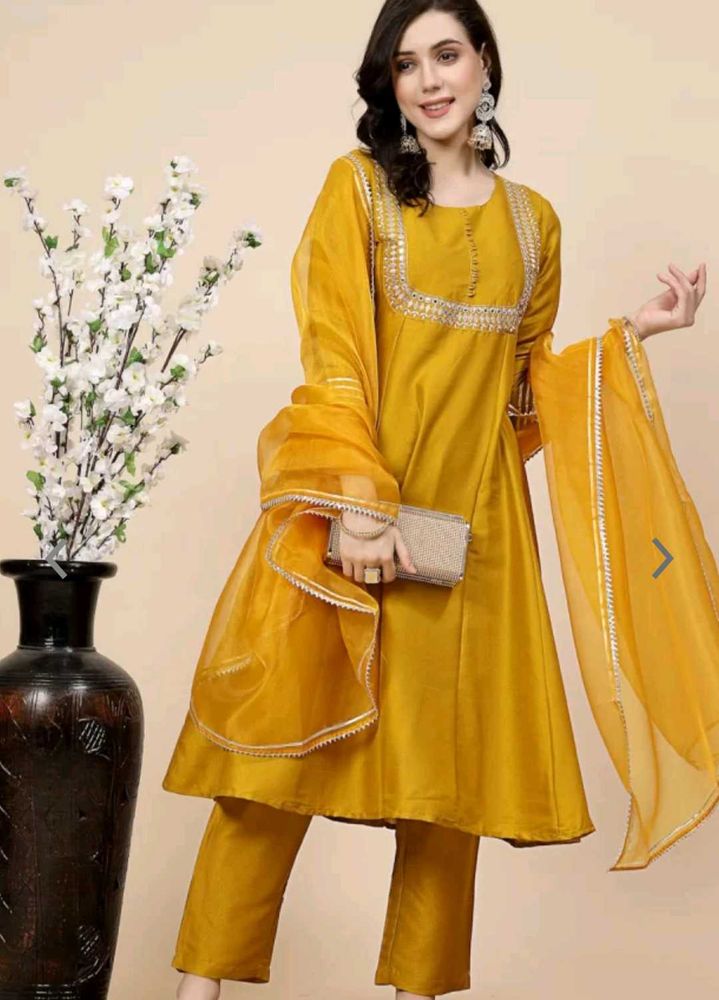 Beautiful Anarkali Set