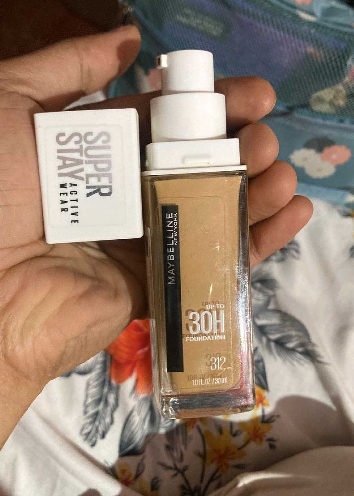Maybelline Super Stay Foundation with free gift 🎁