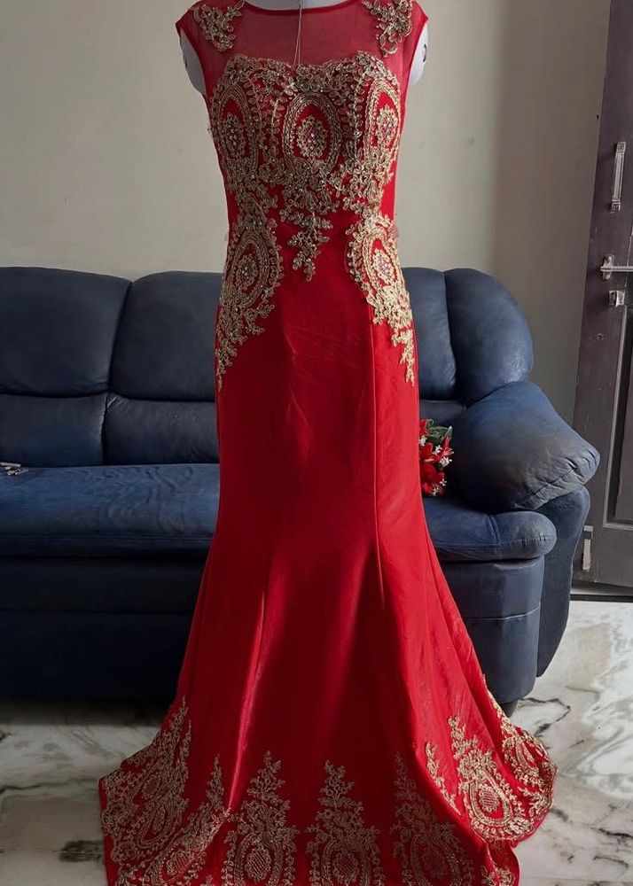 Elegant Red &amp; Gold Ethnic Gown❤️🦋🎀