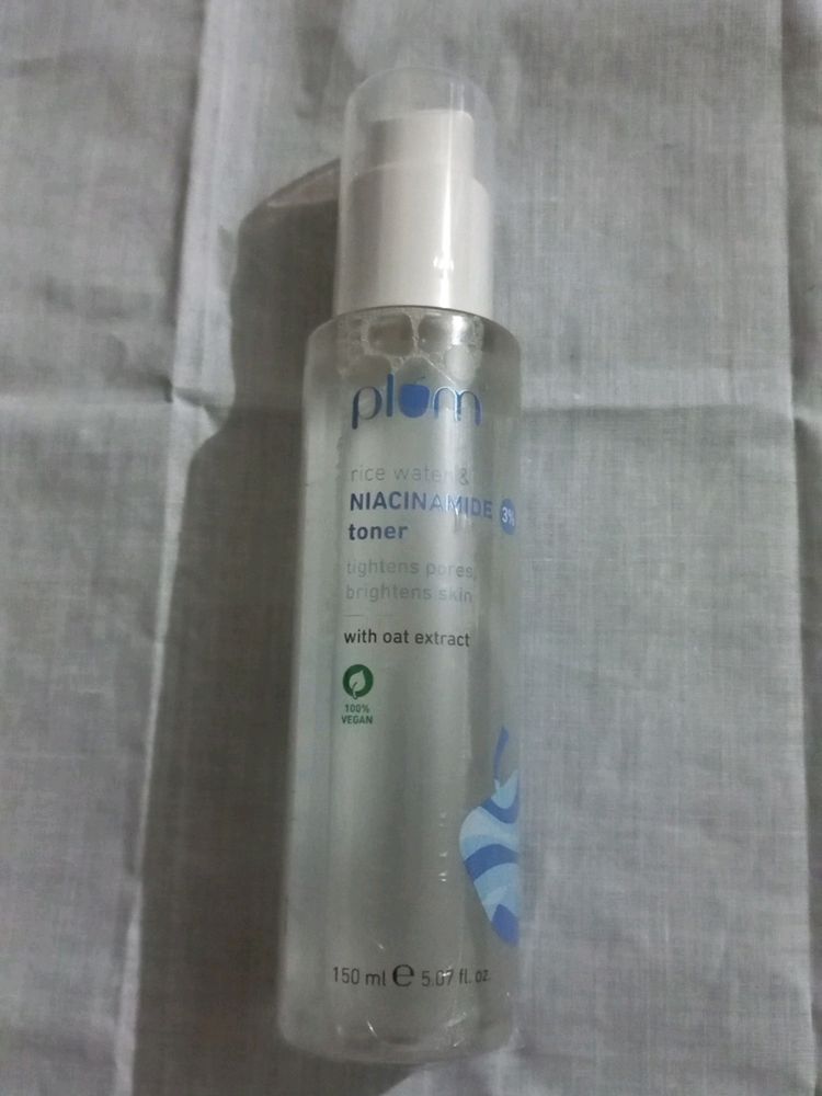 Plum Niacinamide Toner
