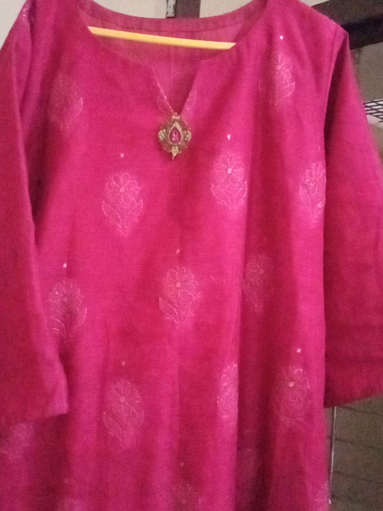 Kurthi.